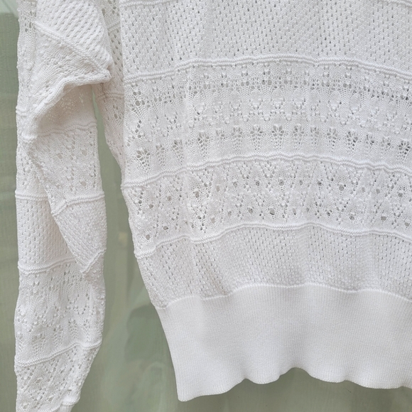 Aritzia Wilfred white sweater - Picture 2 of 4